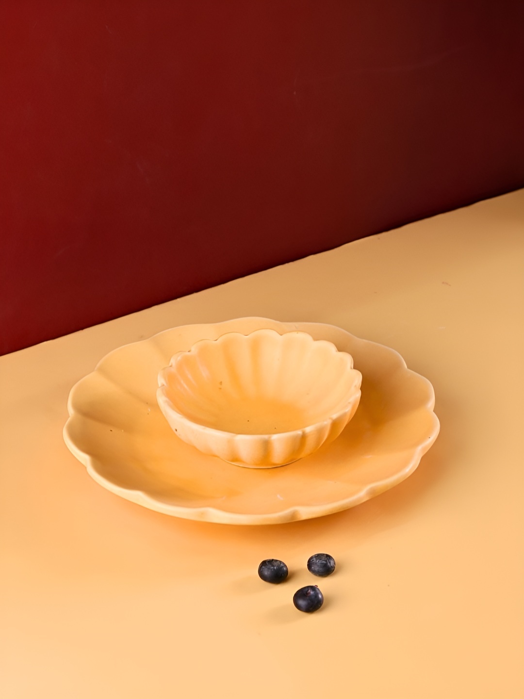 

WEAVING HOMES Yellow 2 Pieces Textured Ceramic Dinner Set