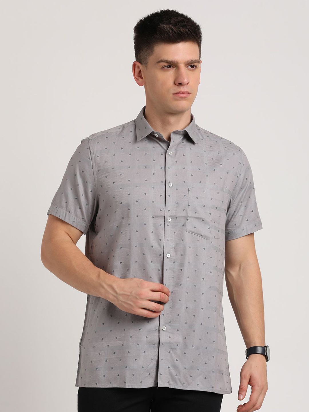 

Turtle Men Standard Micro Ditsy Printed Formal Shirt, Grey