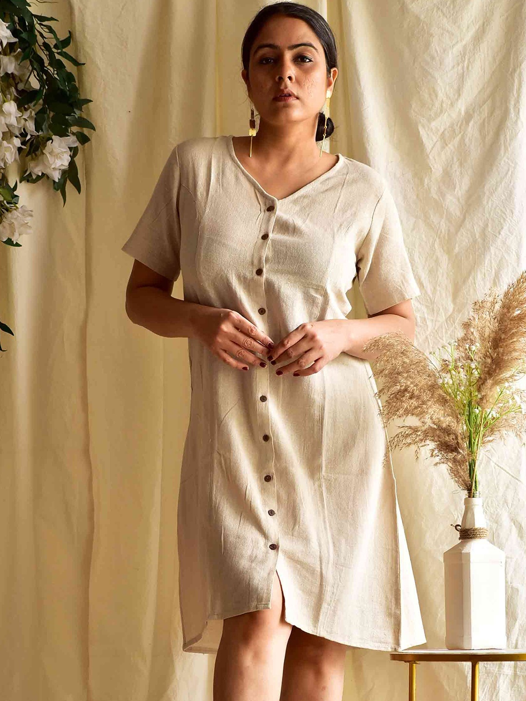 

Sundarii Cotton V-Neck Sheath Dress, Off white