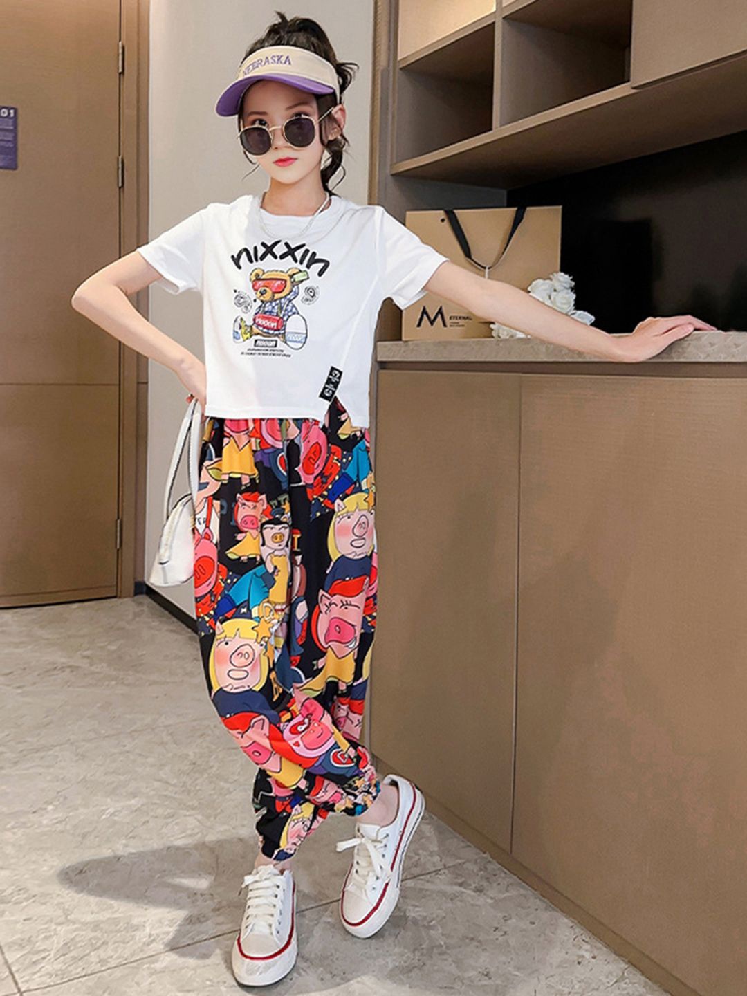 

INCLUD Girls Printed Short Sleeves T-shirt with Trousers, White