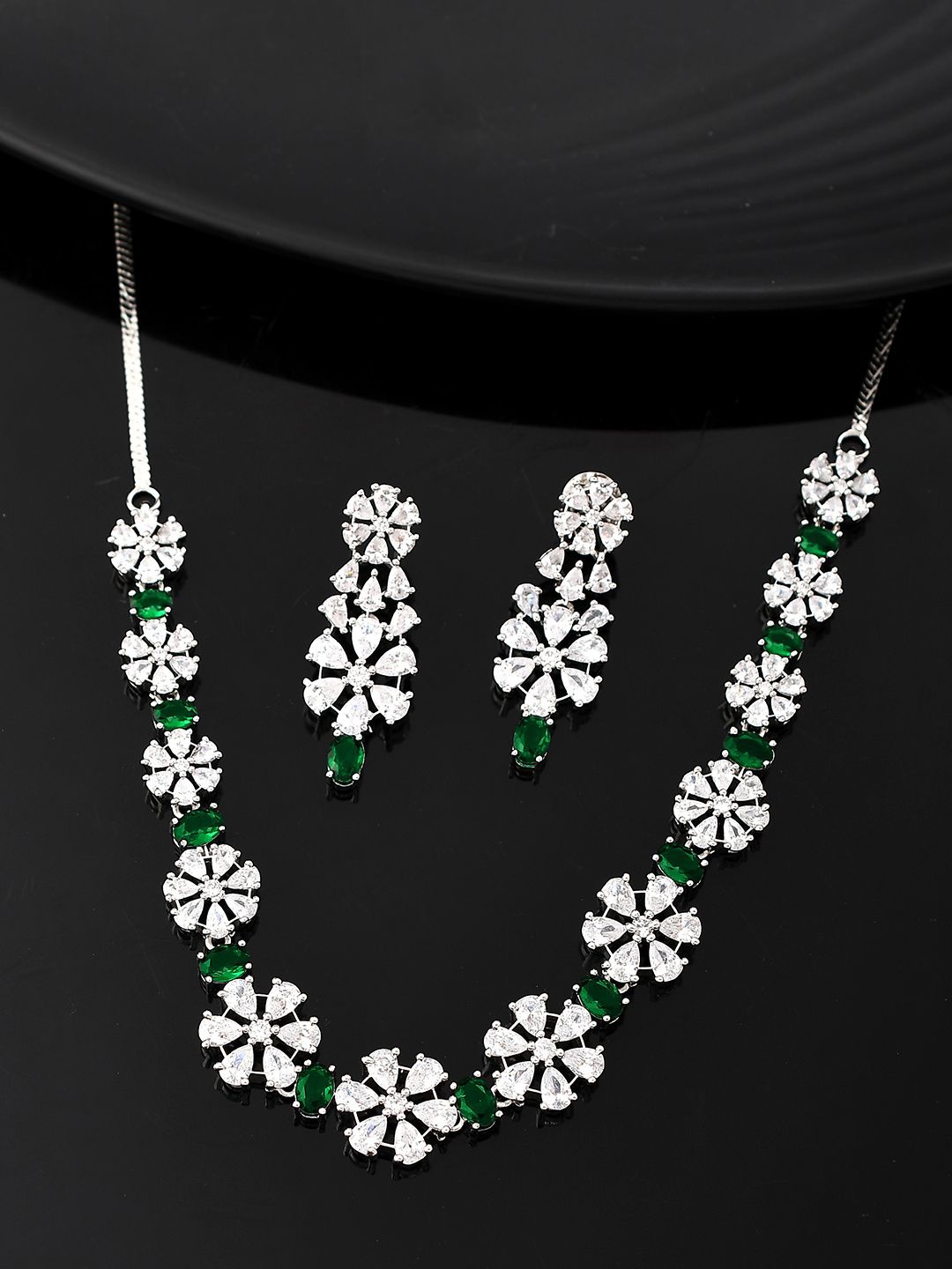 

Voylla Silver-Plated Floral American Diamond & Kundan Studded Jewellery Set