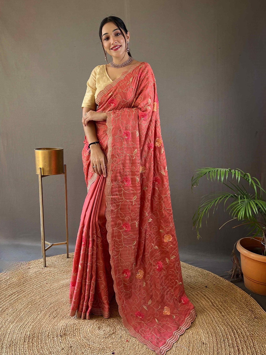 

DEVATITHI Ethnic Motifs Embroidered Tussar Saree, Pink