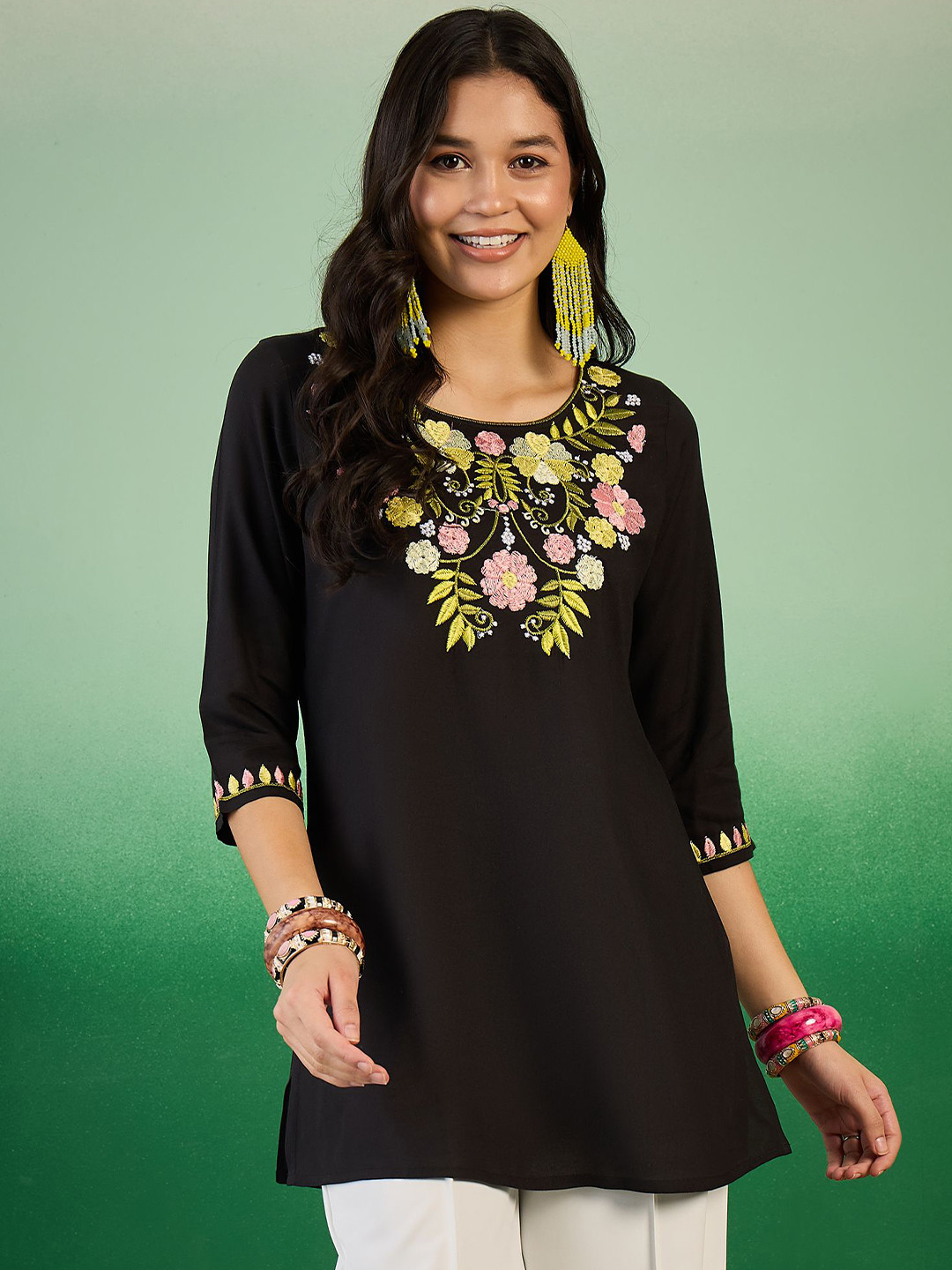 

Sangria Women Floral Embroidered Side Slits Kurti, Black