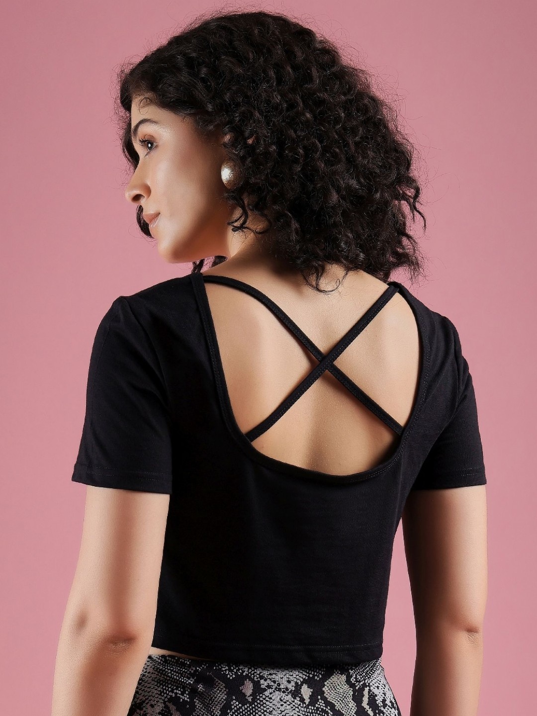 

DressBerry Women Solid V-Neck Cotton T-Shirt, Black