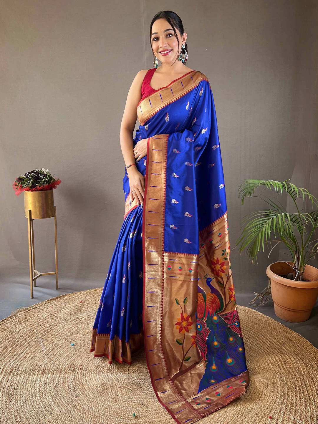 

DEVATITHI Woven Design Ethnic Motifs Paithani Zari Saree, Blue