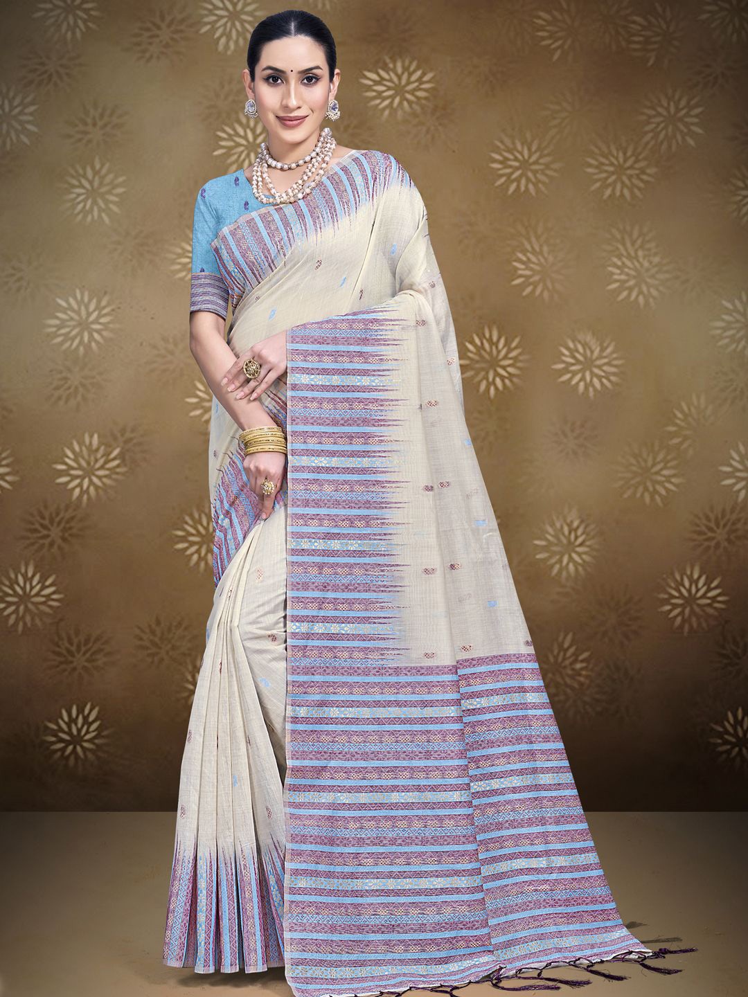 

Exclusiva Ethnic Motifs Saree, Cream