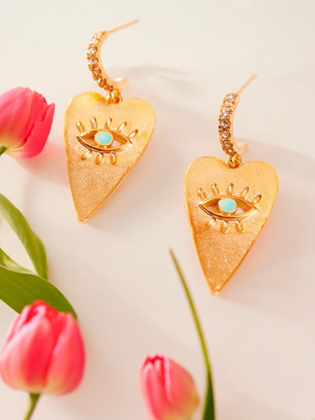 

DressBerry Heart Shaped Antique Drop Earrings, Gold