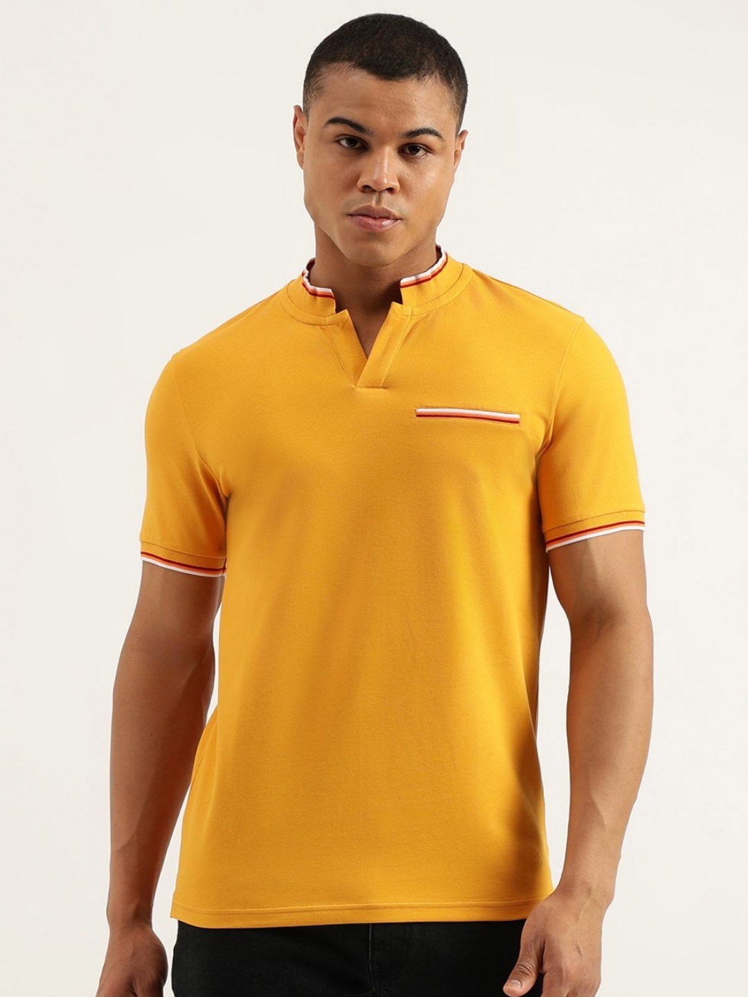 

United Colors of Benetton Men Mandarin Collar Pockets T-shirt, Yellow