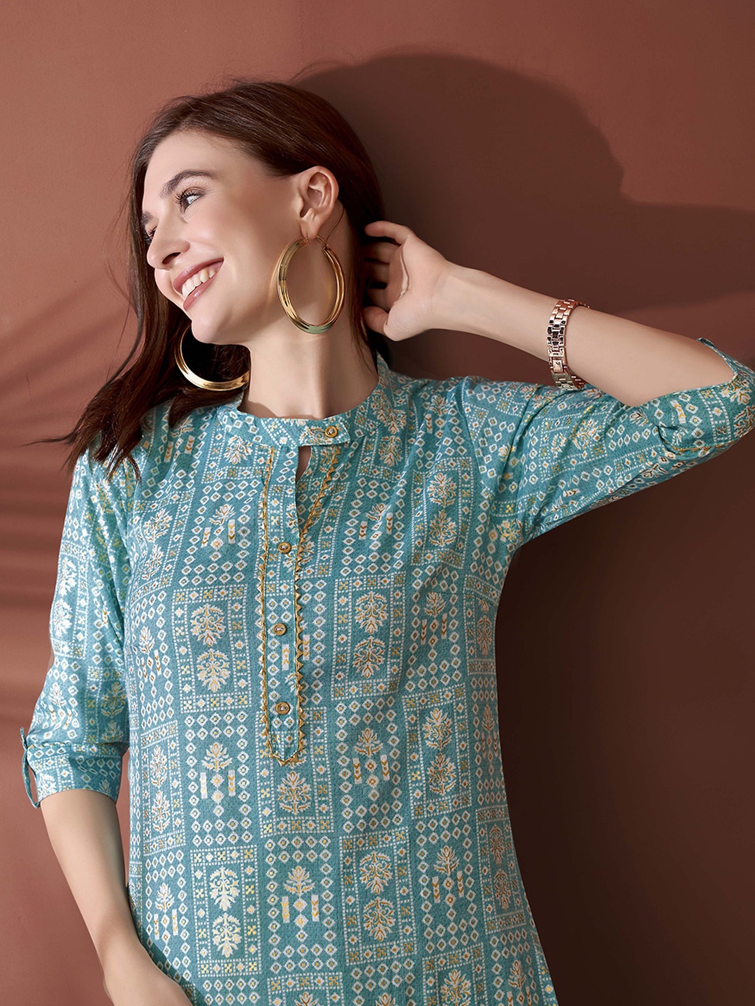 

Anouk Ethnic Motifs Printed Gotta Patti Liva Straight Kurta, Blue