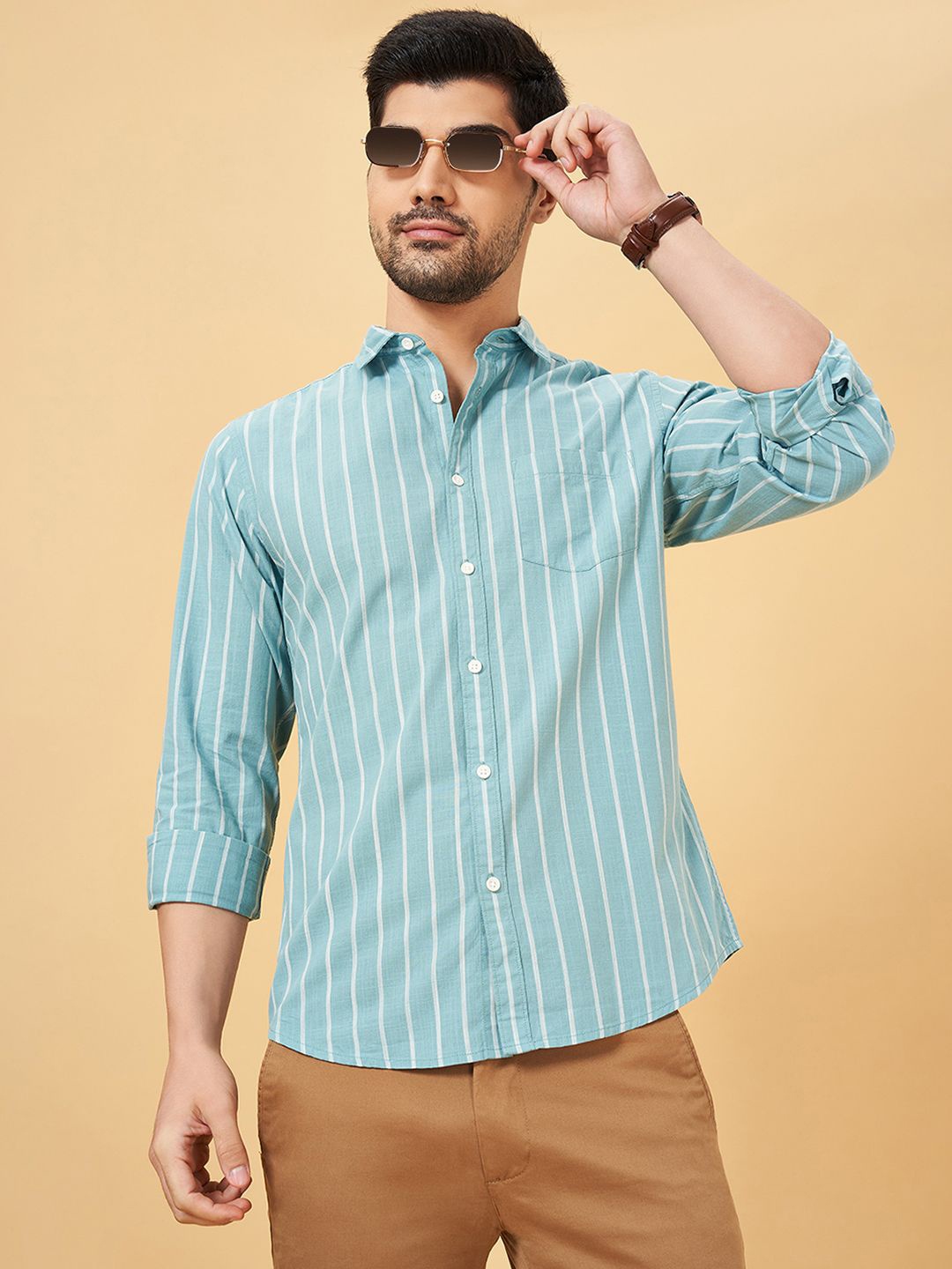 

BYFORD by Pantaloons Men Spread Collar Striped Cotton Slim Fit Casual Shirt, Green