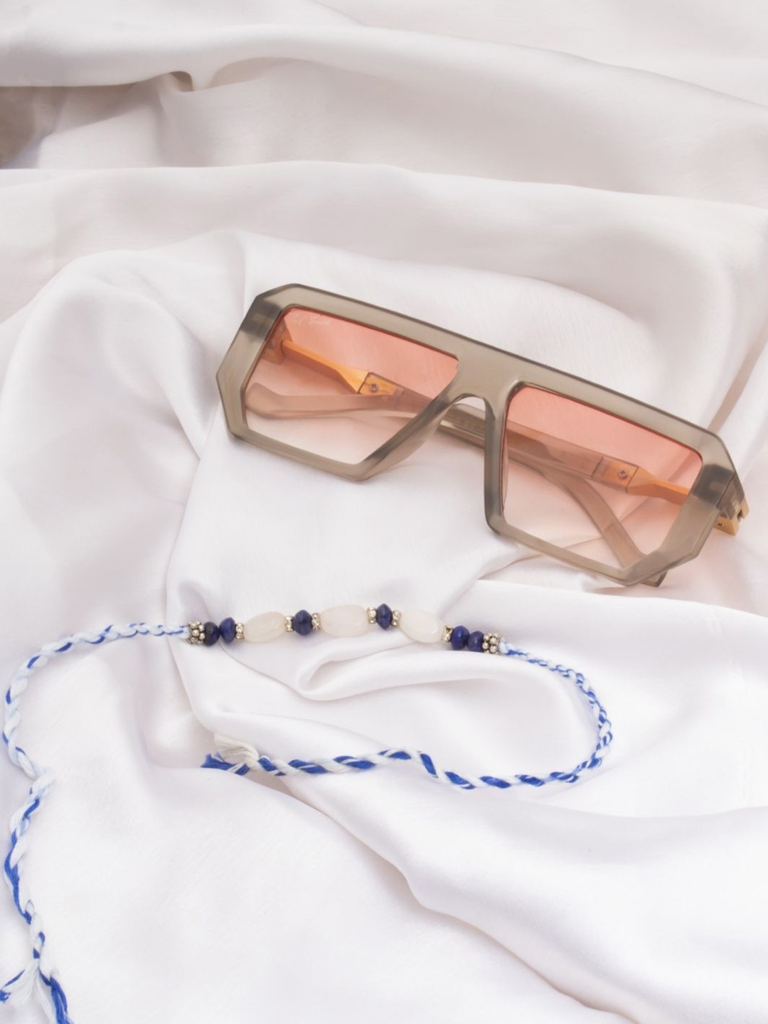 

Ted Smith Stones Studded & Beaded Rakhi With Sunglass, Brown