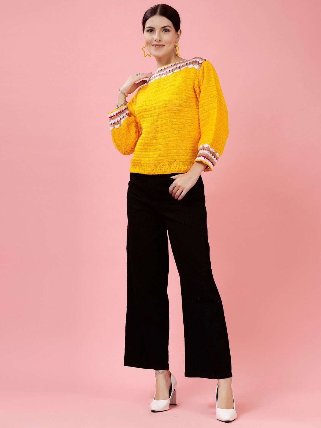 

Velvery Women Pullover with Applique Detail, Orange