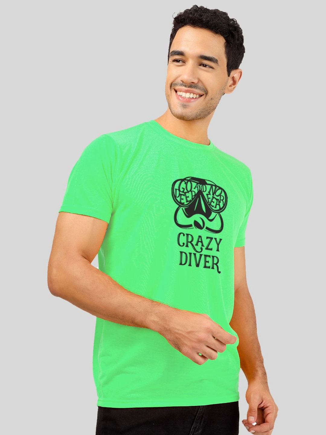 

Greylongg Men Graphic Printed Round Neck T-Shirt, Green