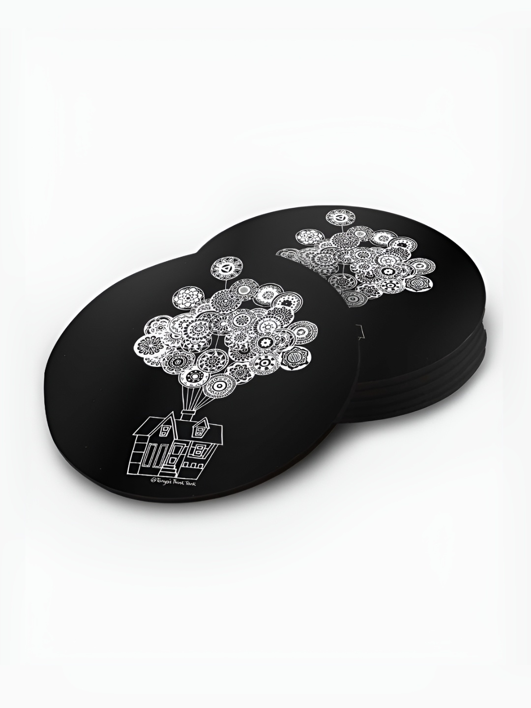 

macmerise Black & White 6 Pieces Round Wooden Coasters