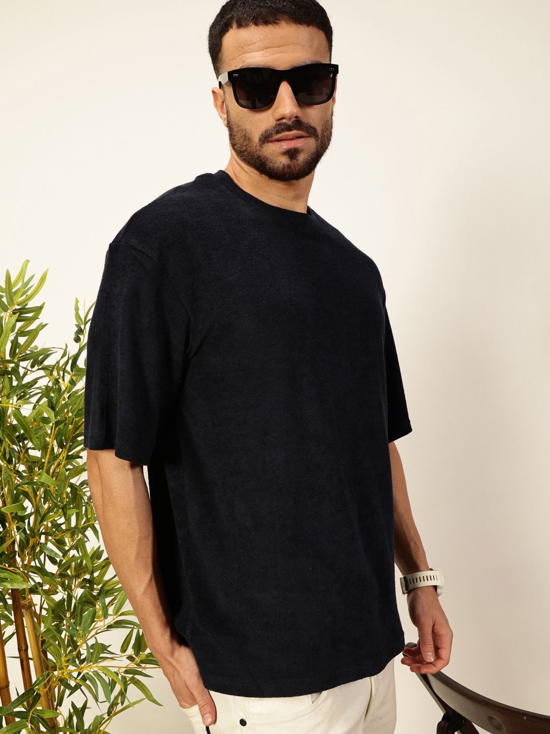 

Thomas Scott Men Solid Round Neck Cotton Oversized T-shirt, Black