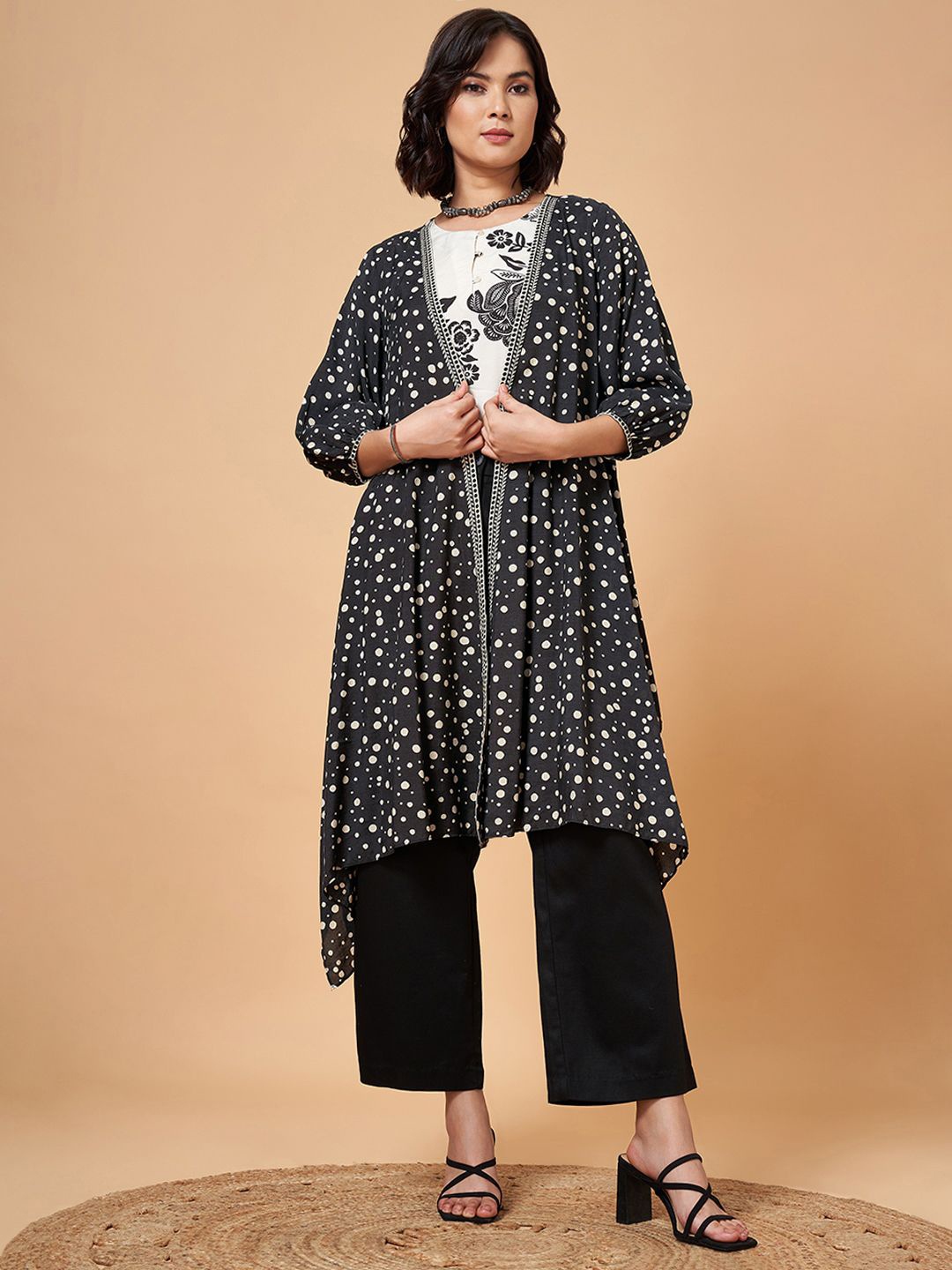 

Marigold Lane Printed Open Front Shrug, Black
