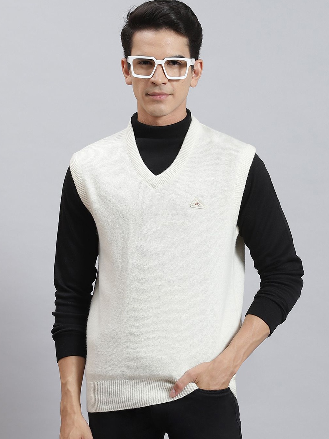 

Monte Carlo Men Woollen Sweater Vest, Off white