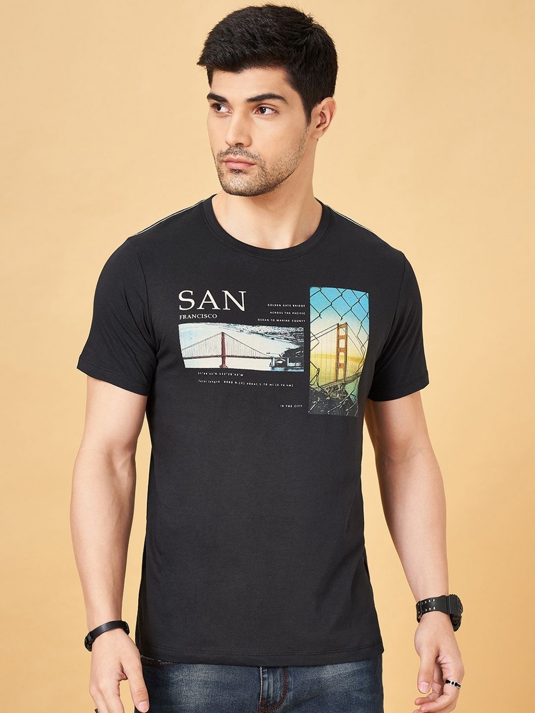 

SF JEANS by Pantaloons Men Graphic Printed Round Neck Cotton Slim Fit T-Shirt, Black