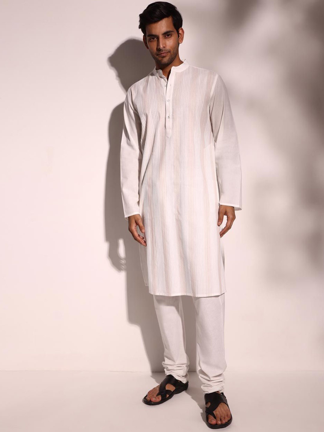 

Fabindia Striped Mandarin Collar Kantha Work Cotton Straight Kurta, White