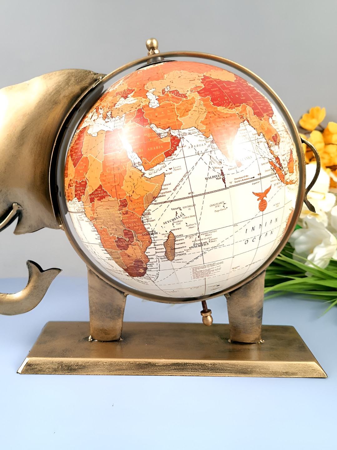 

apka mart Gold-Toned & White Curio Medium Showpiece