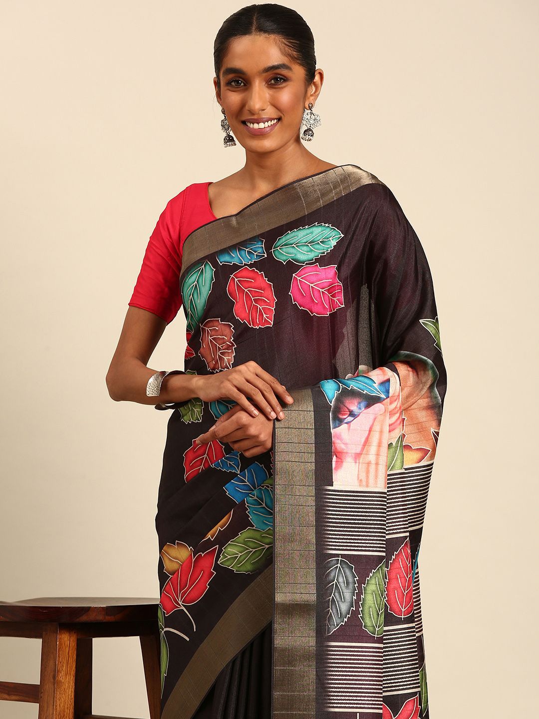 

Exclusiva Ethnic Motifs Digital Print Zari Saree, Brown