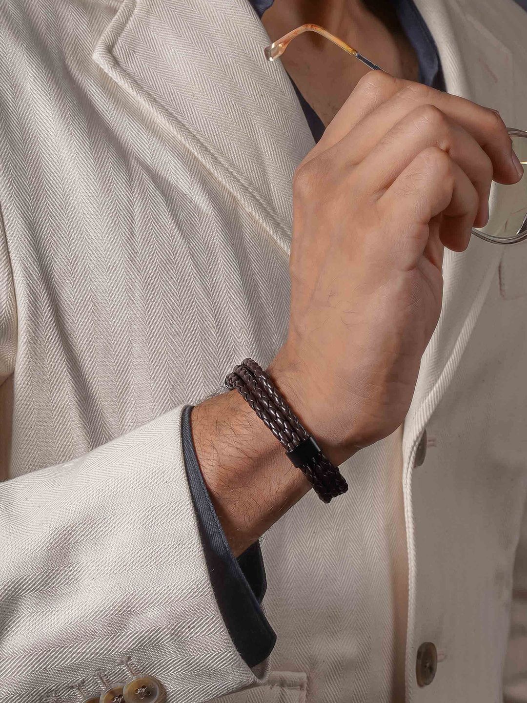 

SWASHAA Men Leather Wraparound Bracelet, Brown