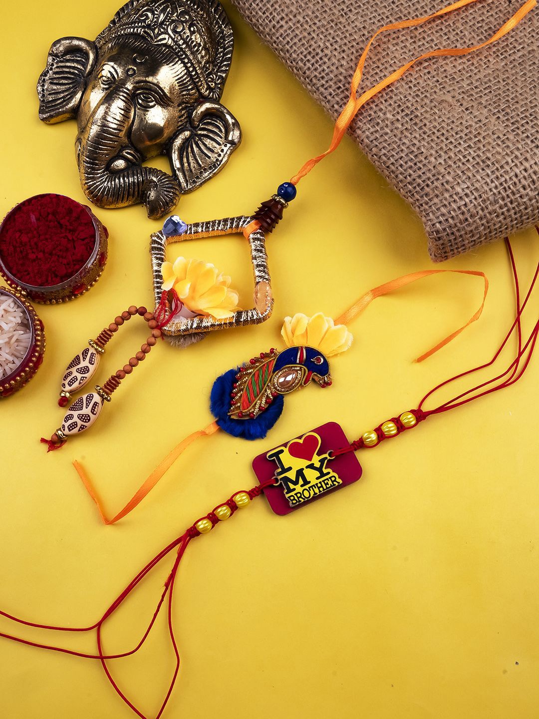 

StileAdda Thread Rakhi, Red