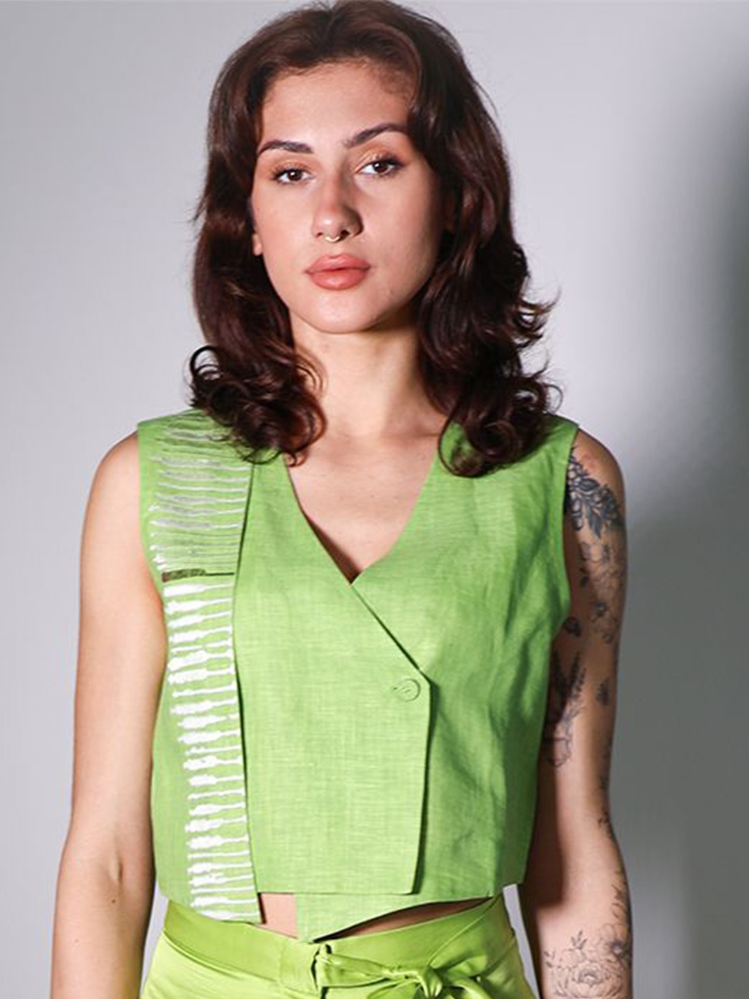 

Arya Giri Linen Shirt Style Top, Lime green