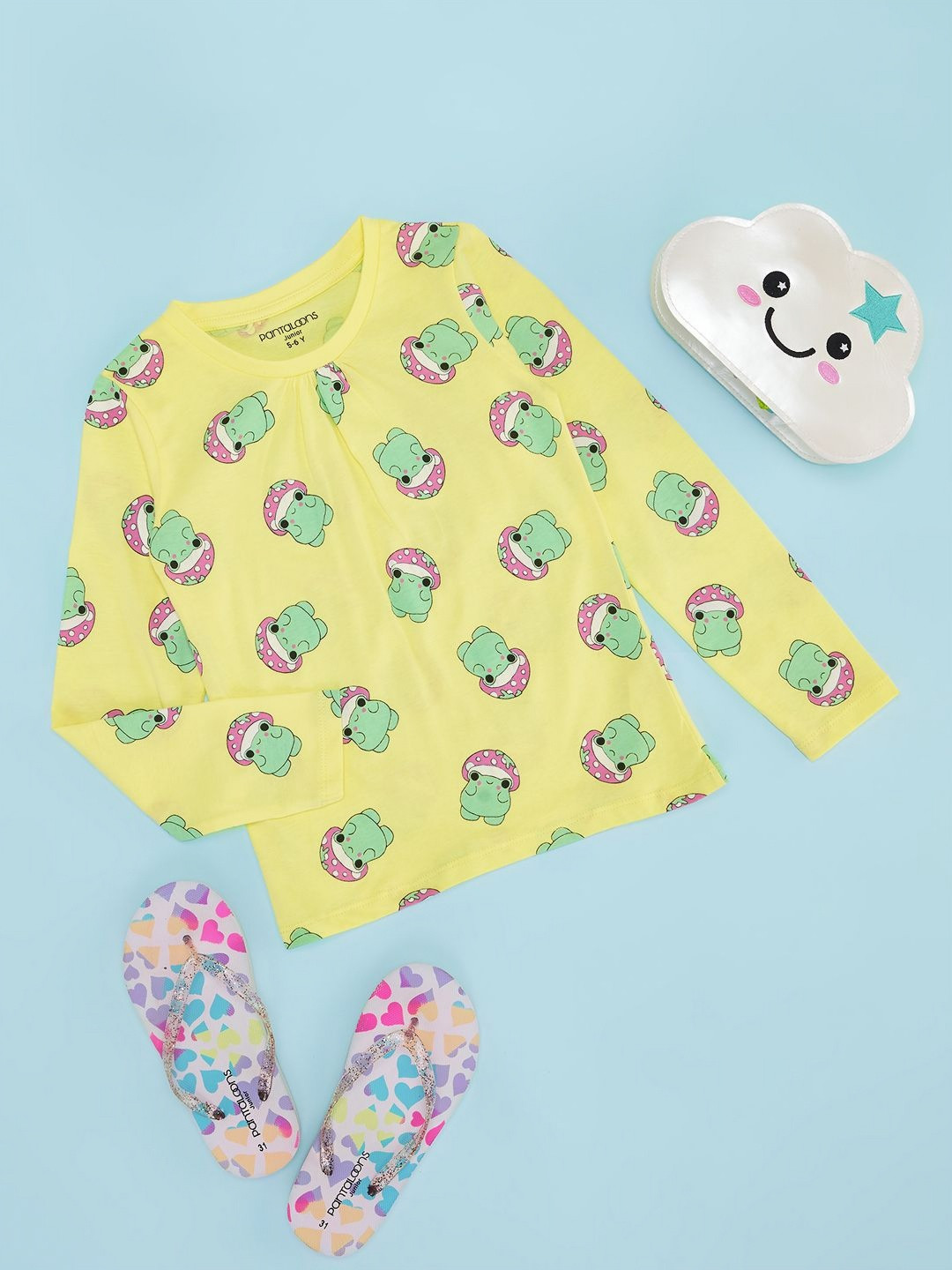 

Pantaloons Junior Girls Conversational Printed Round Neck Cotton T-Shirt, Yellow