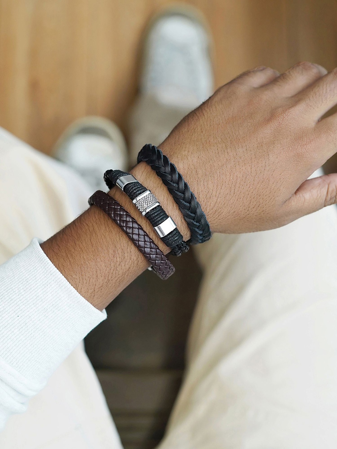 

JOKER & WITCH Pier Men Set of 2 Leather Wraparound Bracelets, Blue