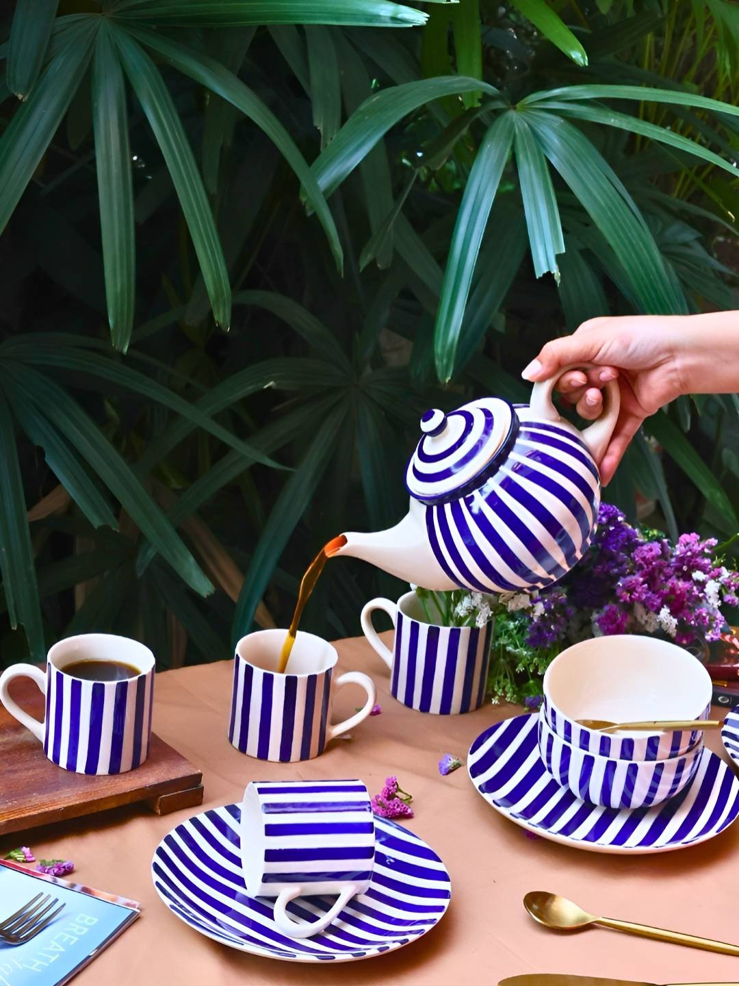 

WEAVING HOMES Blue & White 4 Pieces Striped Ceramic Tea Set