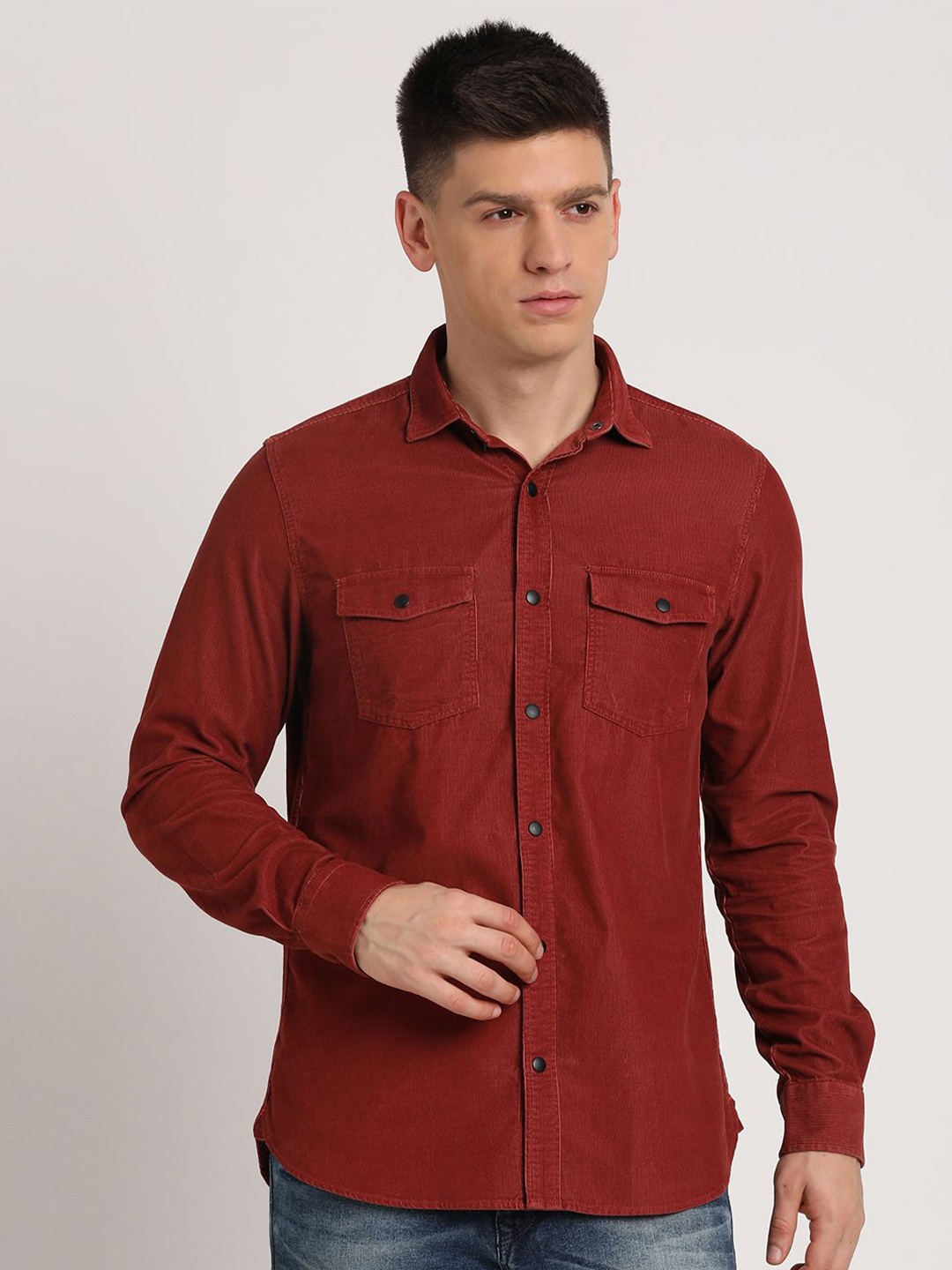 

Turtle Men Relaxed Solid Pocket Detailing Cotton Slim Fit Casual Shirt, Red