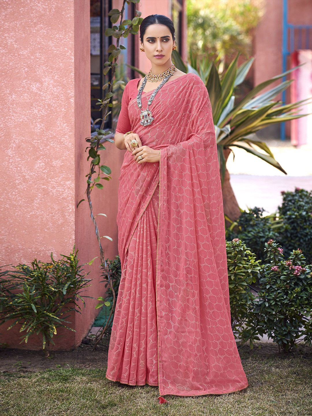 

NIRMAL CREATION Beads and Stones Printed Pure Silk Saree, Pink