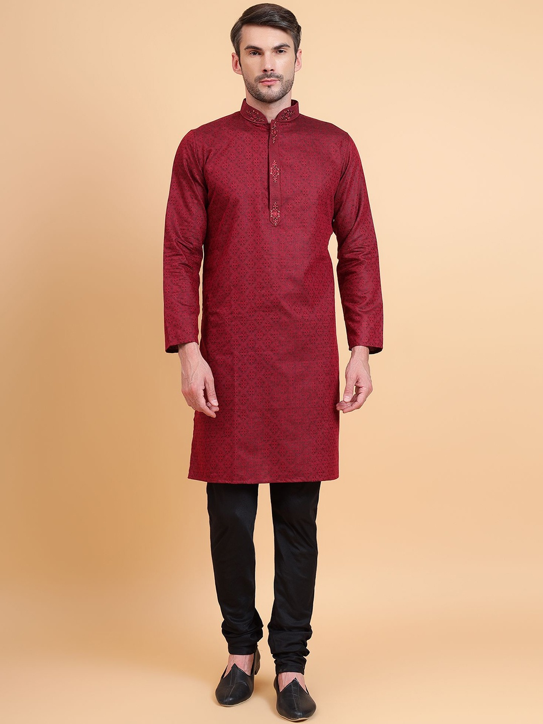 

Sultan The King Of Kurta Geometric Embroidered Mandarin Collar Cotton Straight Kurta, Maroon