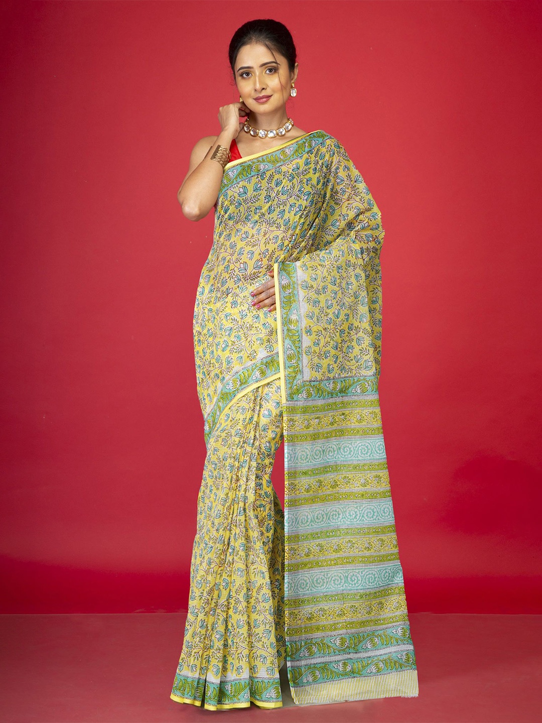 

Unnati Silks Floral Handloom Block Printed Kota Saree, Yellow