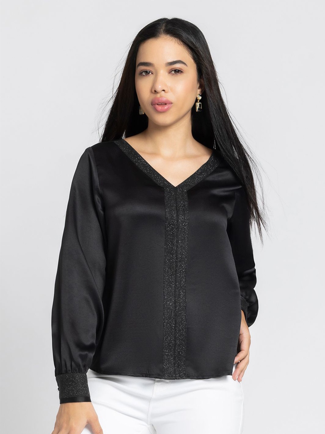 

SHAYE Satin Long Sleeves Solid Top, Black