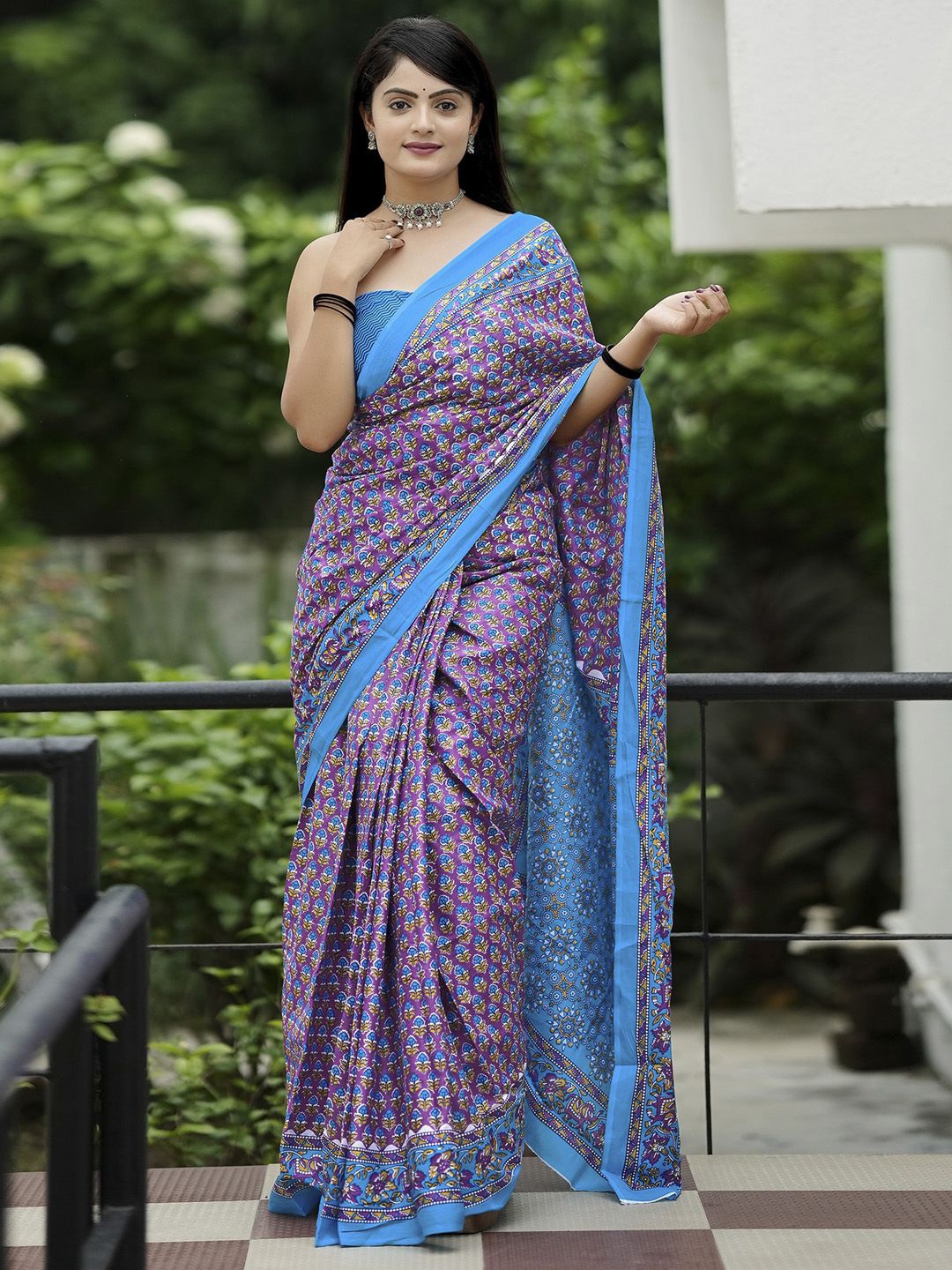 

KALINI Floral Printed Polycotton Bagru Saree, Mauve