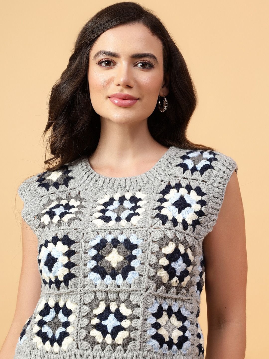

Velvery Women Floral Sweater Vest, Grey