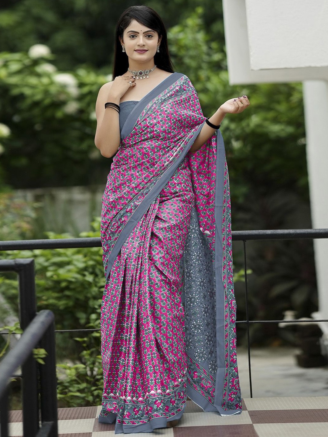 

KALINI Ethnic Motifs Bagru Saree, Pink
