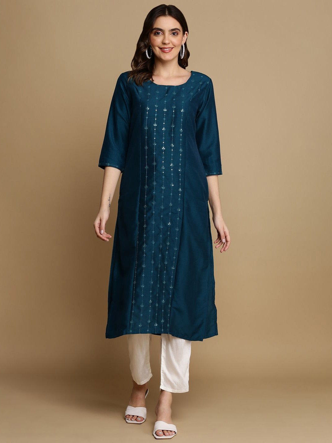 

Shiv ali apparels Floral Embroidered Round Neck Straight Kurta, Teal