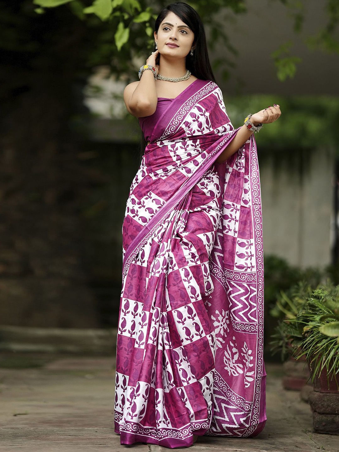 

KALINI Ethnic Motifs Bagru Saree, Pink