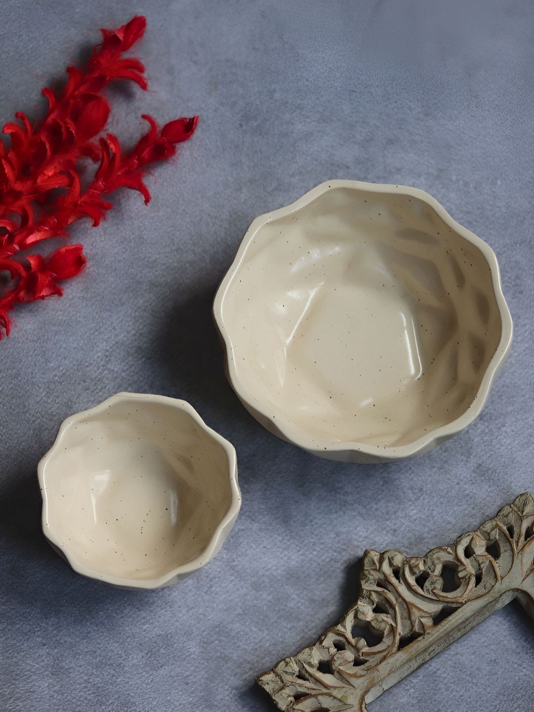 

WEAVING HOMES White 2 Pieces Textured Glossy Breakfast Bowls