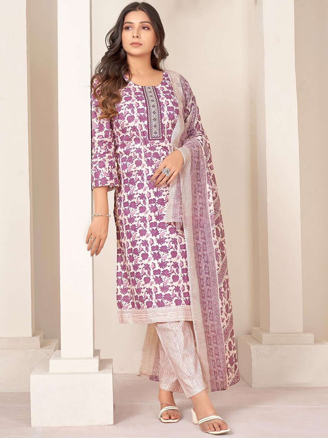 

Peachmode Floral Printed Sequinned Pure Cotton Straight Kurta With Trousers & Dupatta, Purple