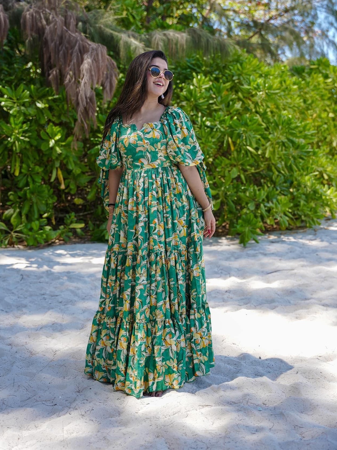 

VAANI CREATION Women Floral Printed Square Neck Fit & Flared Maxi Dress, Green