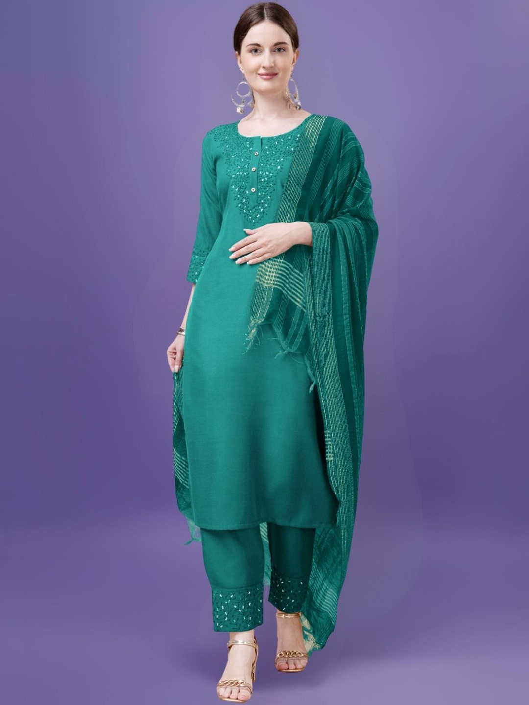 

KAZIA Floral Yoke Design Regular Thread Work Straight Kurta With Trousers & Dupatta, Sea green