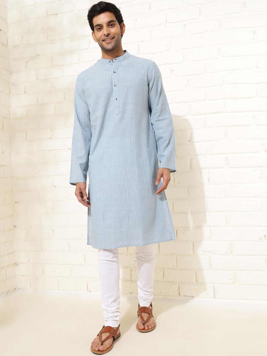 

Fabindia Striped Mandarin Collar Cotton Straight Kurta, Blue
