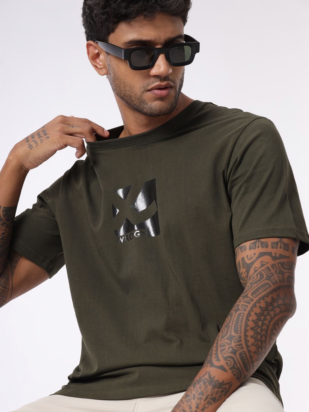 

WROGN Men Graphic Printed Round Neck Cotton T-shirt, Olive