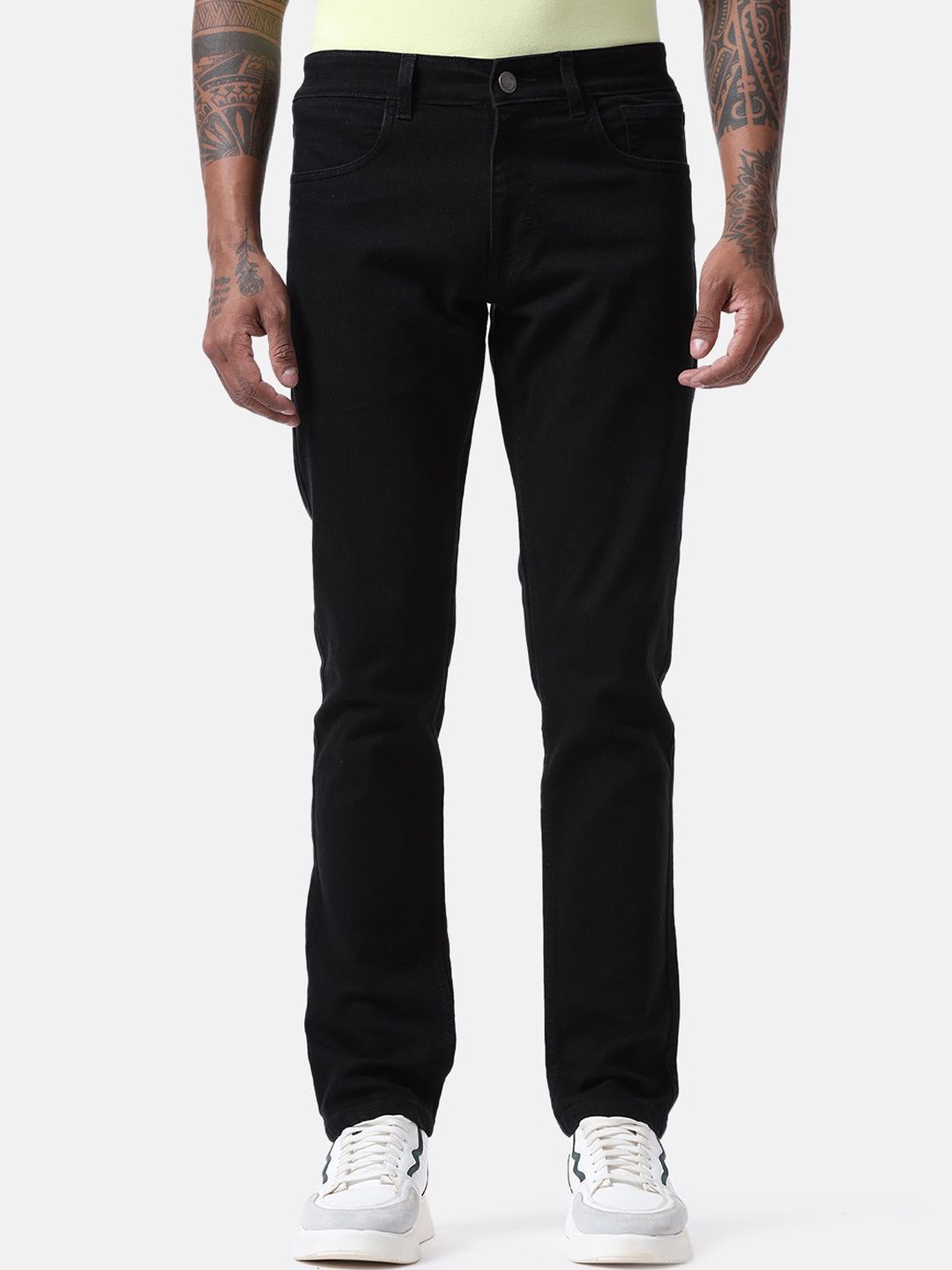 

WROGN Men Comfort Regular Fit Mid Rise Jeans, Black