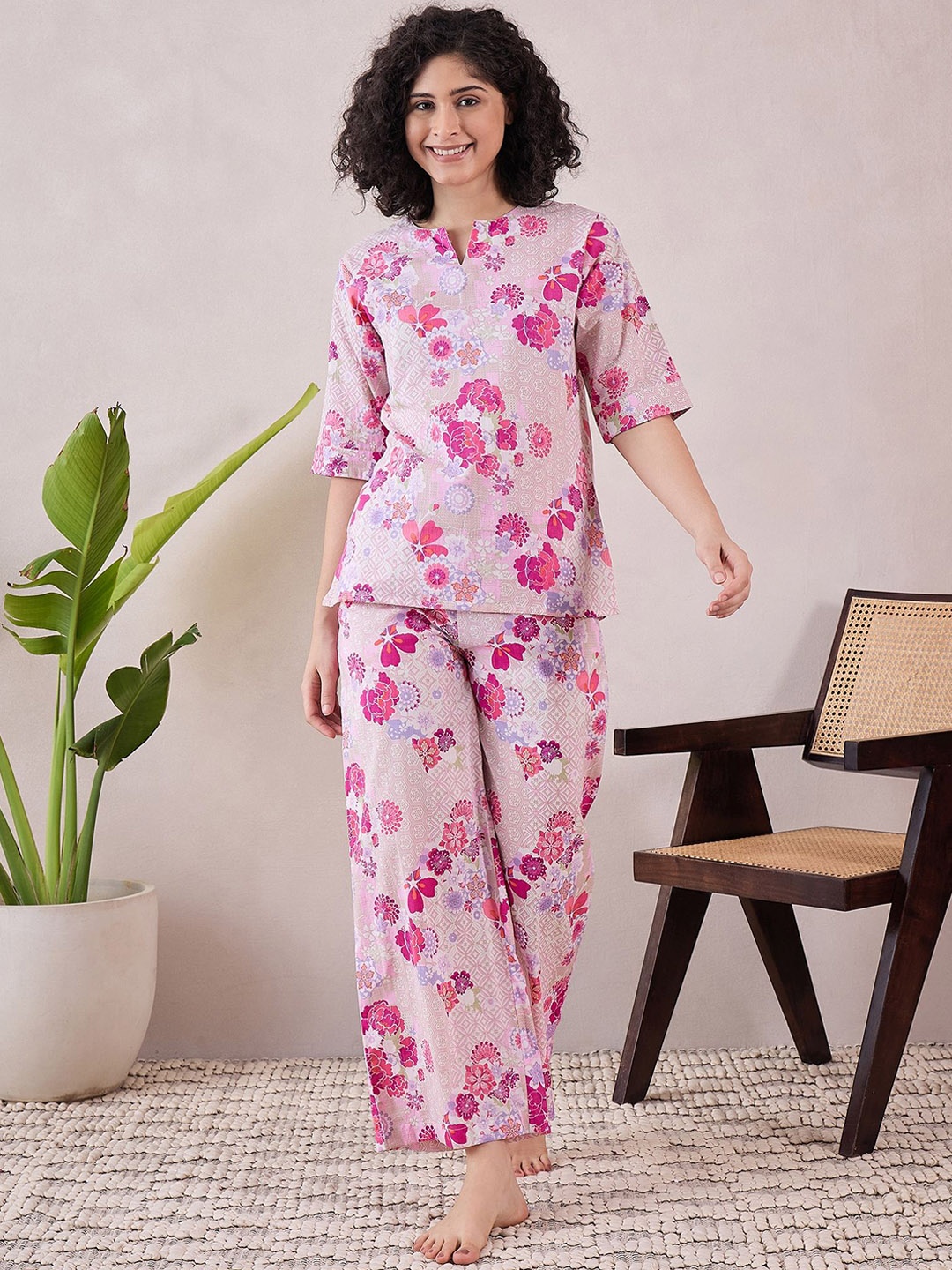 

July Women Floral Printed Night suit, Off white