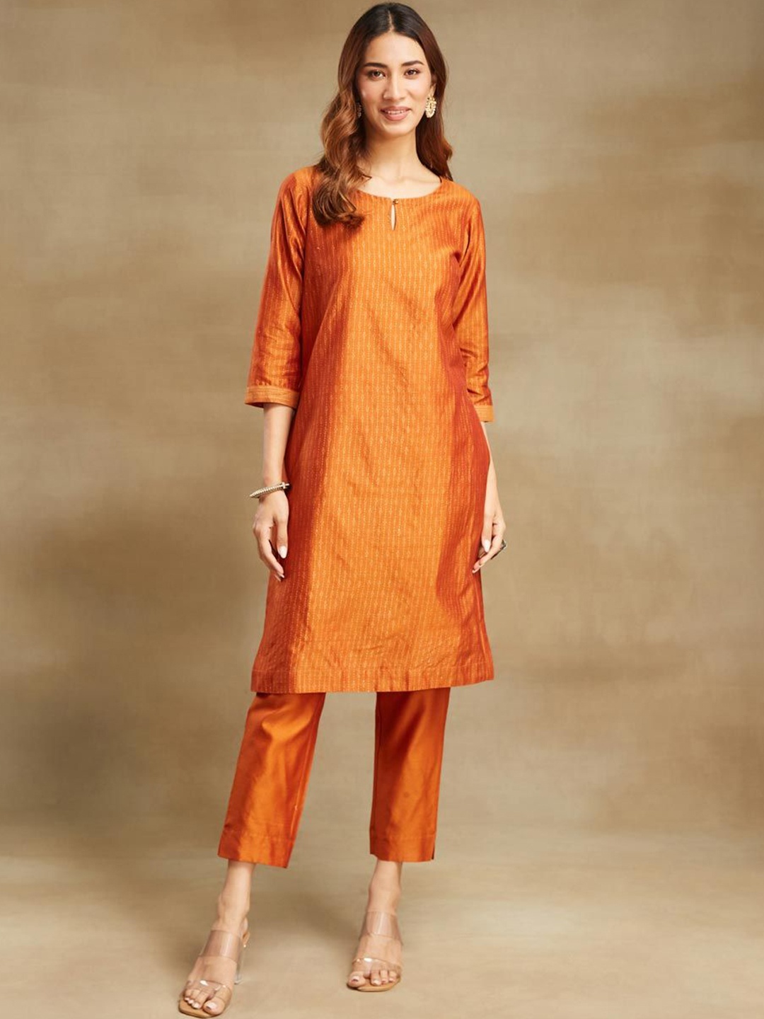 

Fabindia Woven Design Keyhole Neck Cotton Silk Straight Kurta, Rust